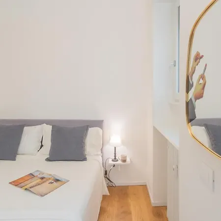 A Step From The Lake Apartment By Rent All Como Exterior photo